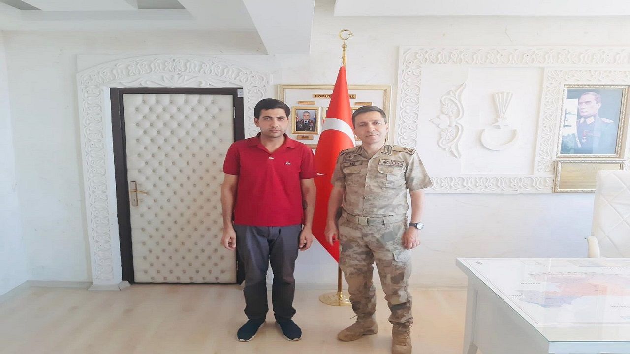 Mardin il jandarma komutanı Tuğgeneral sn: ÇOŞKUN SEL'i Yazar Gazetesi olarak ziyarette bulunduk.