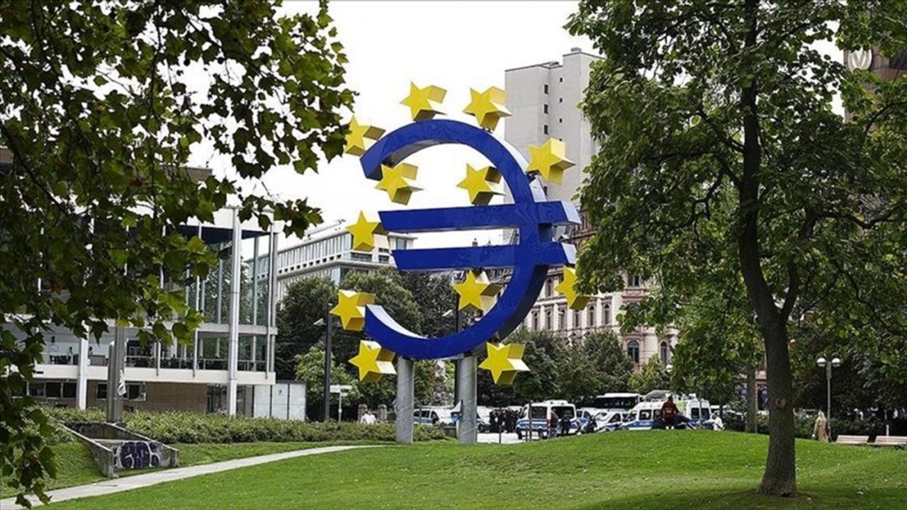 Bundesbank Başkanı Nagel: ECB'nin faiz artırımları enflasyonla mücadelede etkisini gösteriyor