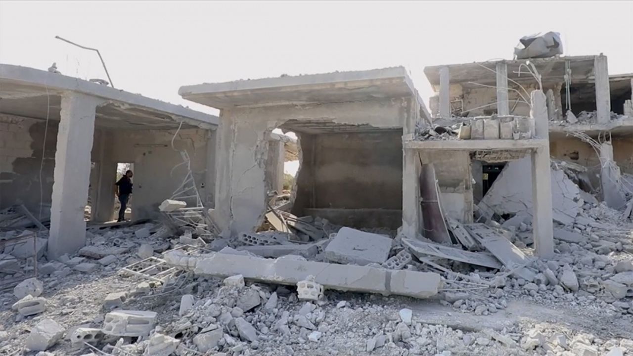 İdlib'e düzenlenen hava saldırısında 1 çocuk öldü, 4 sivil yaralandı