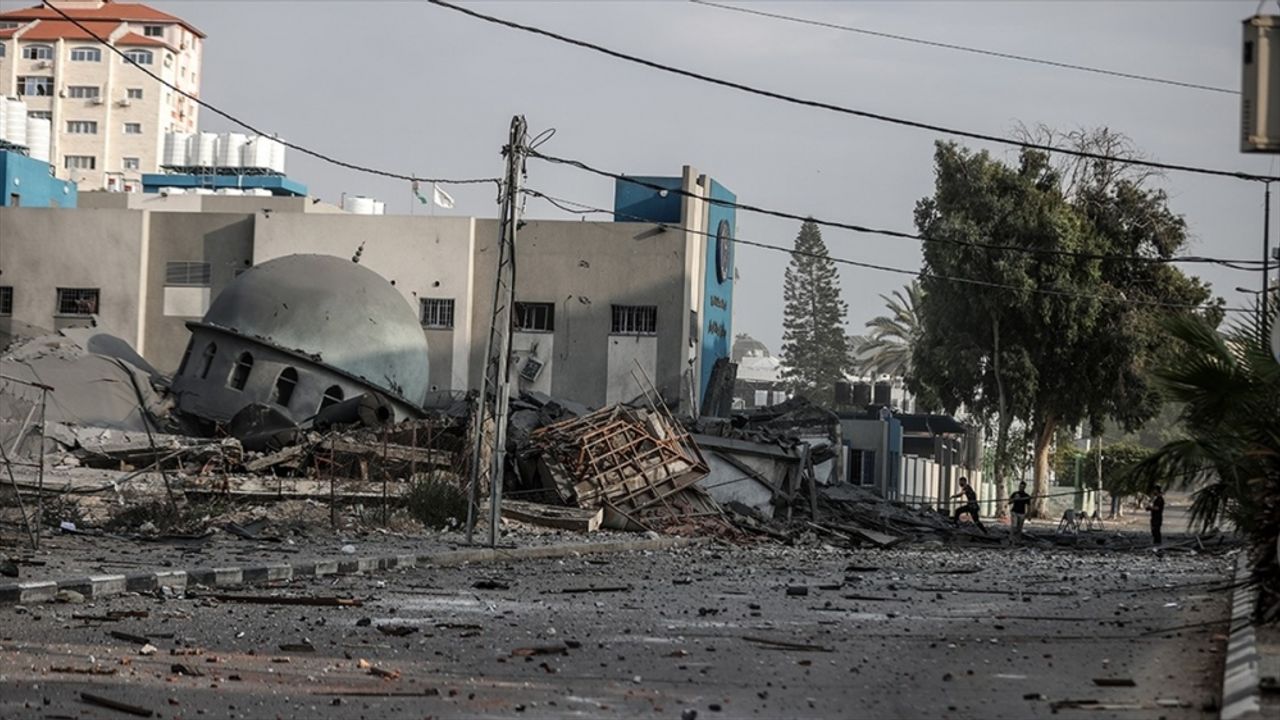 İsrail'in Gazze saldırılarında yıkılan cami sayısı 33'e yükseldi