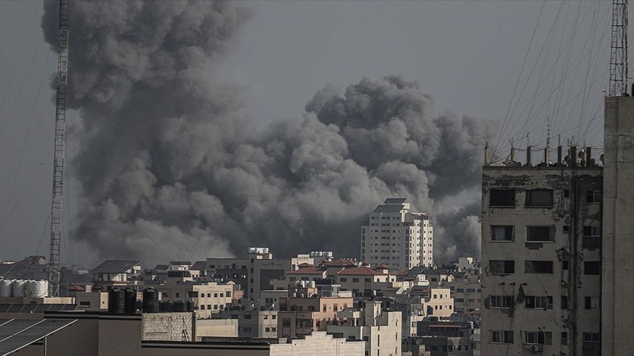 İsrail'in Gazze'ye saldırıları 16'ncı gününde devam ediyor
