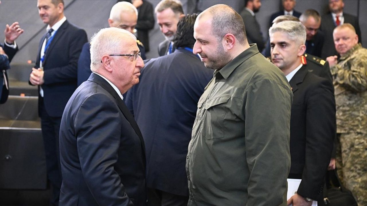 Milli Savunma Bakanı Güler, Ukrayna Savunma Bakanı ile görüştü