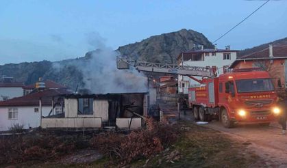 Tokat’ın Almus ilçesinde Elektrikli sobadan çıkan yangında 1 kişi hayatını kaybetti