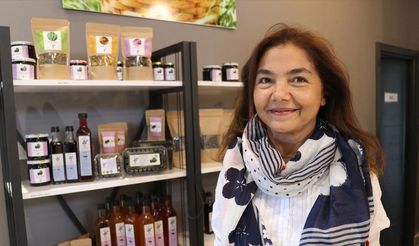 Yalovalı kadın girişimciler Türkiye'ye aronya ve tıbbi aromatik bitki ürünleri pazarlıyor