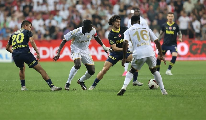 Fenerbahçe sezona iki galibiyetle başladı