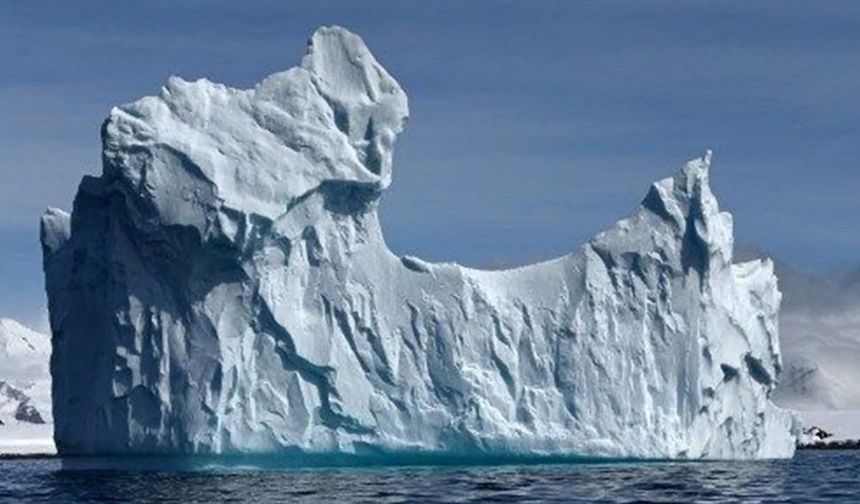 Dünyanın En Büyük Buzdağı A23a Antarktika'dan Koptu!