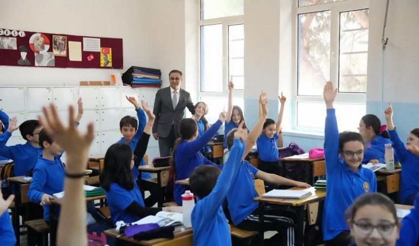 İzmir İl Milli Eğitim Müdürü Dr. Ömer Yahşi’den Bergama'ya ziyaret